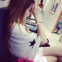 笑的灿烂的女生头像