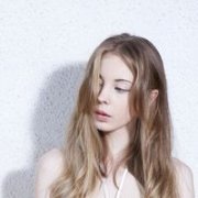 清新小女孩欧美头像_那纯真的快乐小女孩