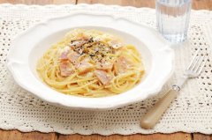 青春正能量的句子_只要心情晴朗人生就没有雨天