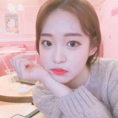 气质超凡的qq女生头像