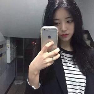 气质超凡的qq女生头像