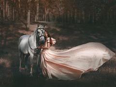 描写人忧郁的句子 描写忧虑的句子