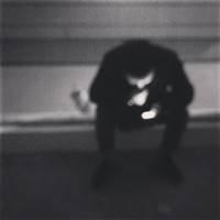 男生头像图片帅气带字伤感黑白