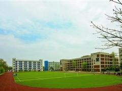 感恩学校的句子 感恩学校的话