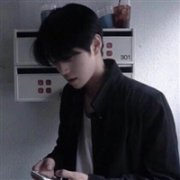 好看的微信头像男无水印