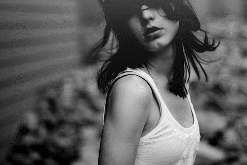 压抑想哭的的句子 说不出的难受句子