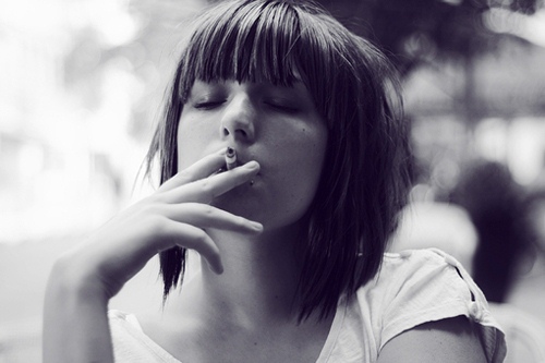 压抑想哭的的句子 说不出的难受句子