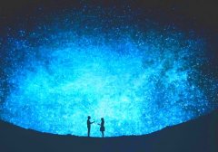 关于默默陪伴的说说 默默的陪着你说说