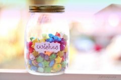 下雨天朋友圈九宫格文案