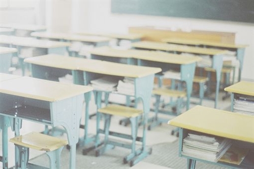 一晃一年过去了的感叹语 一晃一年过去了的感叹语