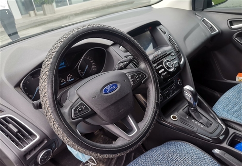 手握方向盘的经典句子(精选32句)