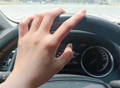 女人握方向盘霸气说说(精选34句)