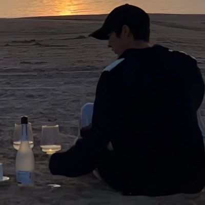 看不出来的情侣头像单人一人一张(精选12张)