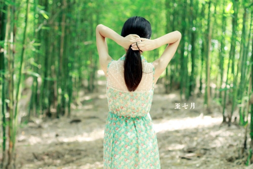 名句摘抄句子短句唯美朋友圈(精选44句)