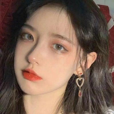 36一40岁女人微信头像(精选12张)