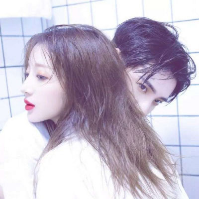 高级感不俗气的情侣头像(精选12张)