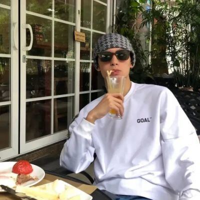 仙气飘飘一眼惊鸿的神明男头(精选10张)