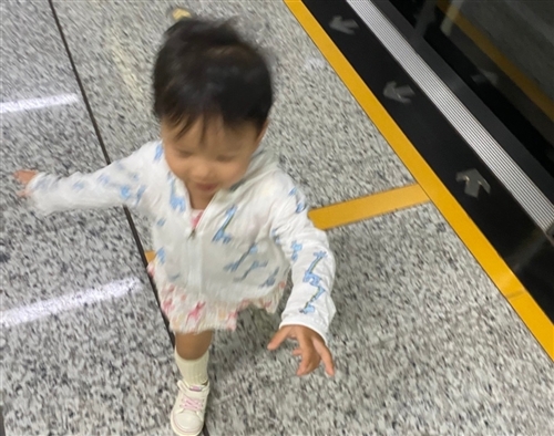 纪念宝宝第一次走路的句子(32句)