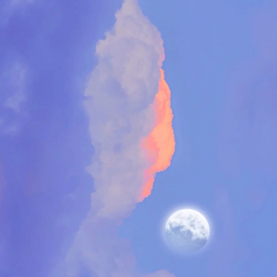 时来运转女人的微信头像(精选11张)