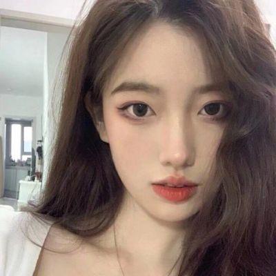 甜辣风女生头像(精选12张)