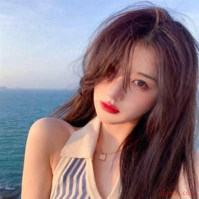 温柔干净且惊艳的头像女(精选10张)