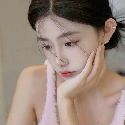 纯欲风女生头像ins氛围(精选10张)