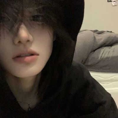 百看不厌的微信头像男生(精选11张)