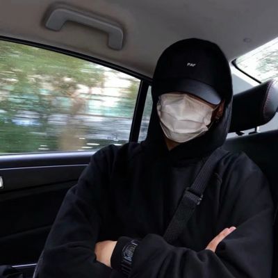 百看不厌的微信头像男生(精选11张)