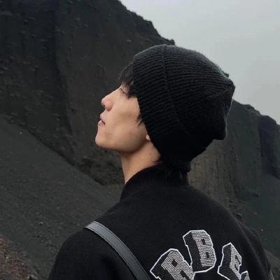 冷门且高级的头像男(精选10张)