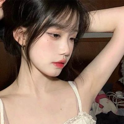 头像图片2023最火爆背影女性(精选16张)