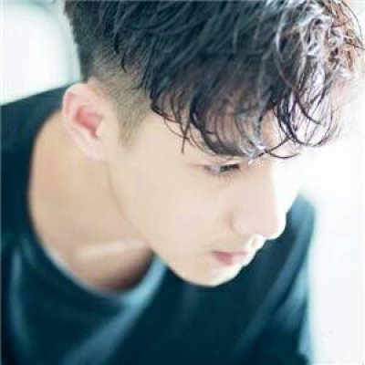 男生头像成熟气质(精选11张)