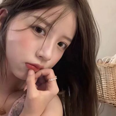 值得一辈子不换的头像真人女(精选14张)