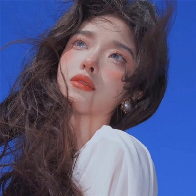 值得一辈子不换的头像真人女(精选14张)