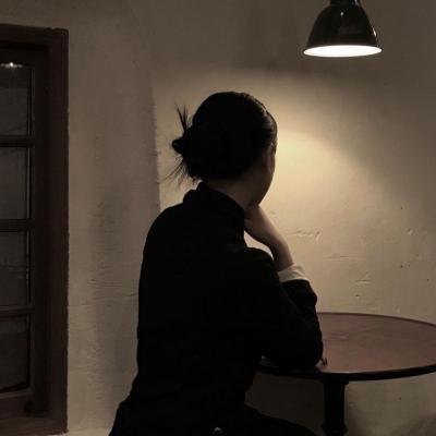 2023头像女最新版的高冷(精选10张)