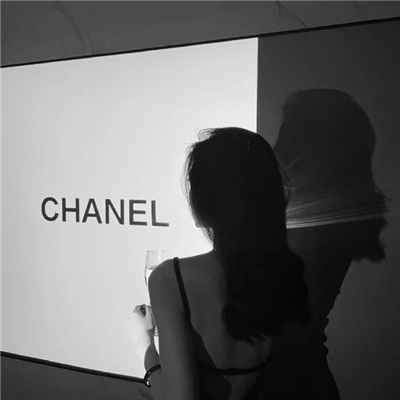 头像图片2023最新女高冷(精选12张)