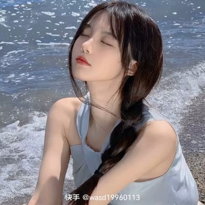 2023最火女生头像侧颜(精选10张)