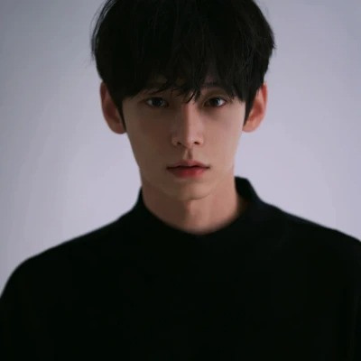 2023最新款男生头像(精选12张)