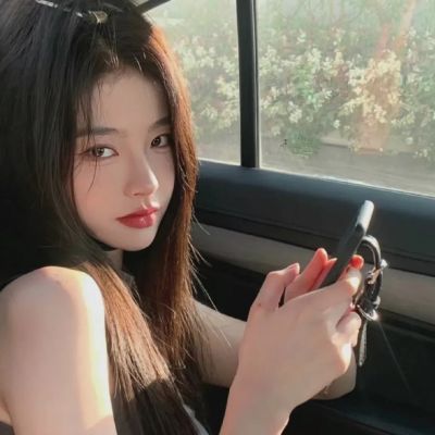 个性头像2023最新版高冷女(精选14张)