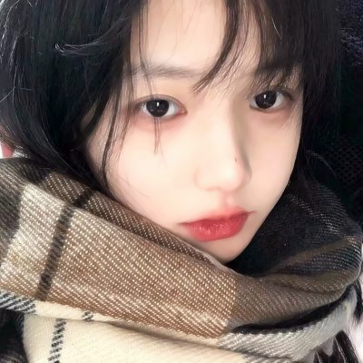 头像图片2023最火爆真人女(精选12张)