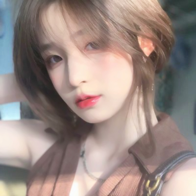 头像图片2023最火爆真人女(精选12张)