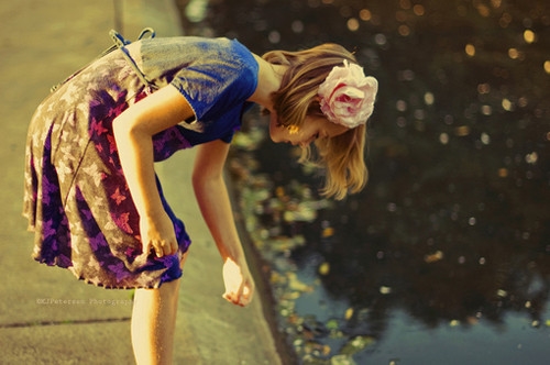 一个人走在夜晚的路上的句子(精选53句)