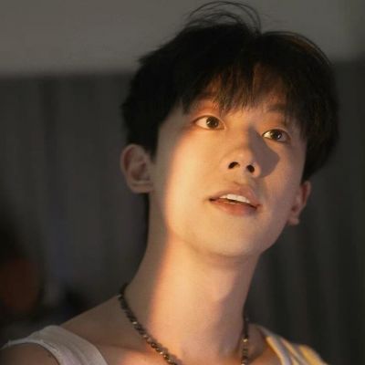 又欲又撩人的男生头像(精选10张)