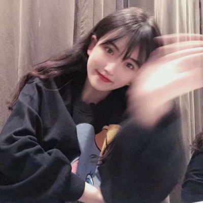 不容易撞又很治愈的头像