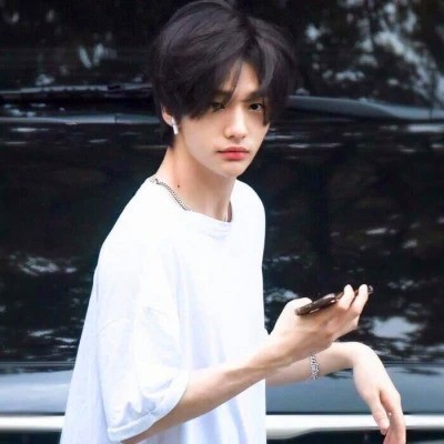 中年男人2023最新微信头像(精选12张)