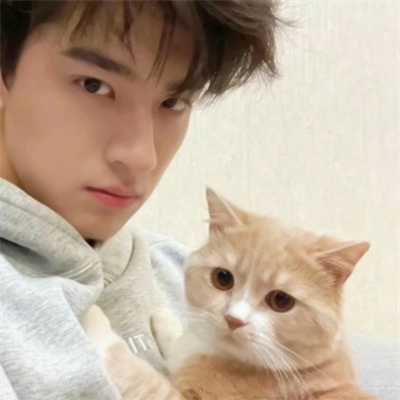 温柔干净且惊艳的头像男(精选12张)