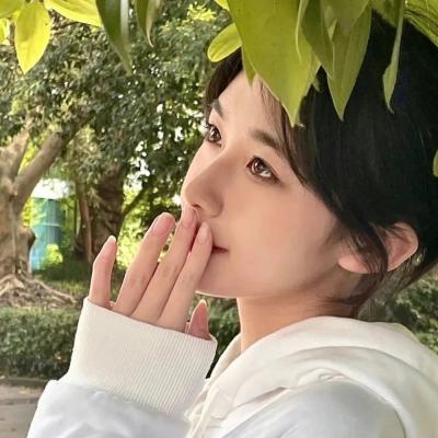 2023最火的头像女风景(精选10张)