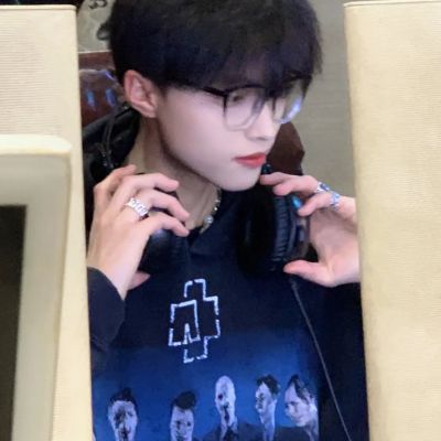 头像图片2023最火爆最好看男