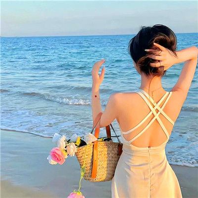 2023年最火女生头像图片高清(精选12张)