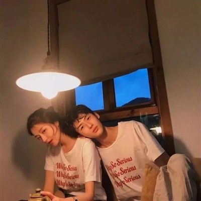 好看的不易撞双人情侣头像(精选10张)