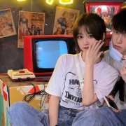 情侣头像一左一右配对真人(精选12张)